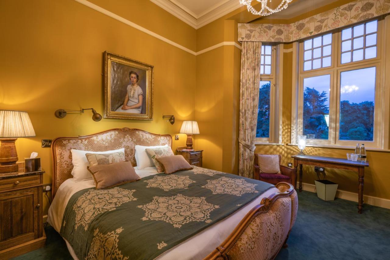 Albero Bedrooms Bedford Exterior photo